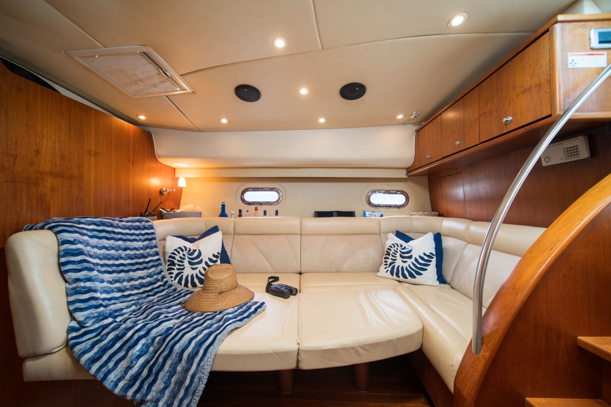 A picture of a fully furnished room inside the charter